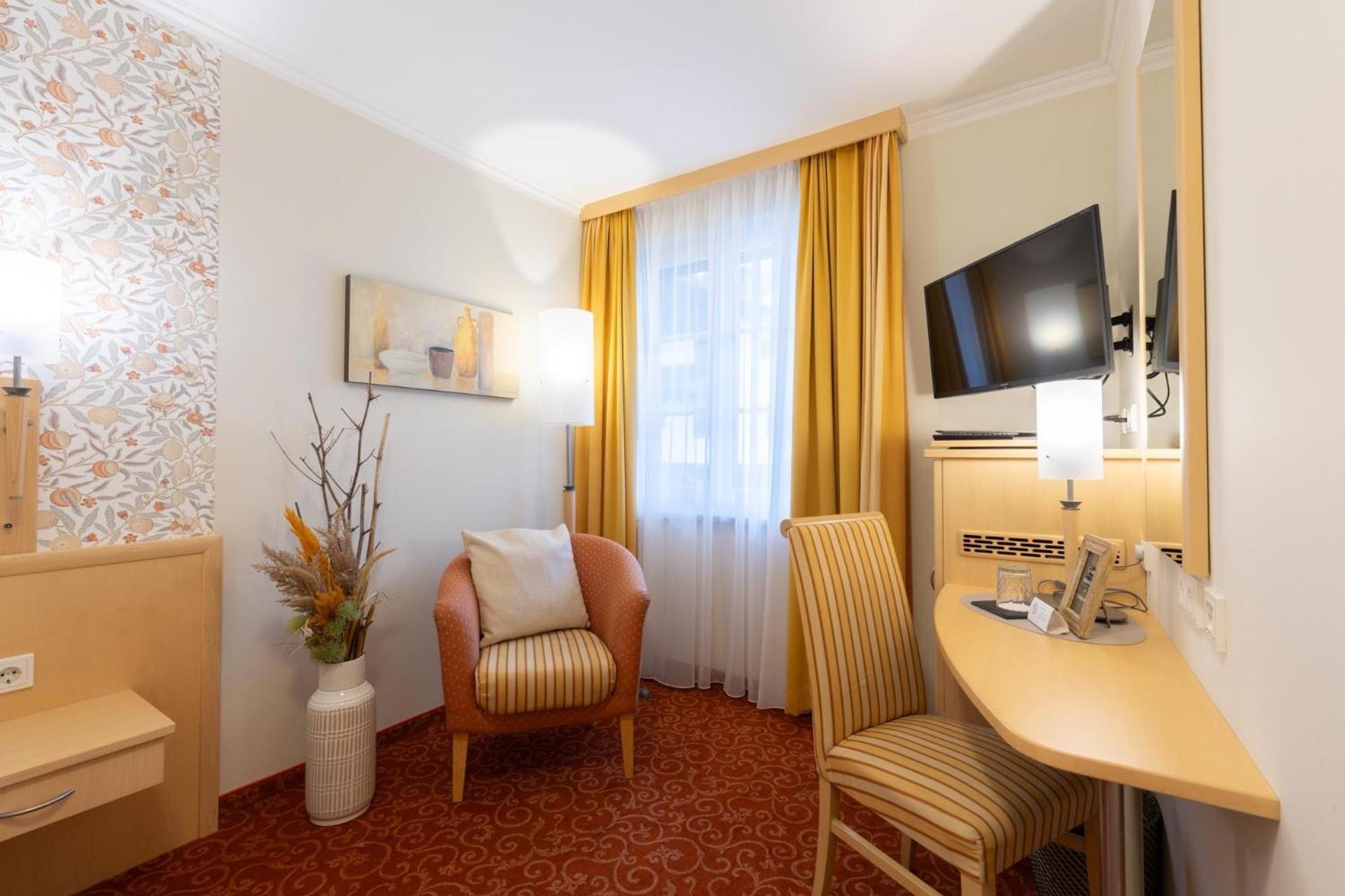 Schliefauhof Hotel Randegg Ngoại thất bức ảnh